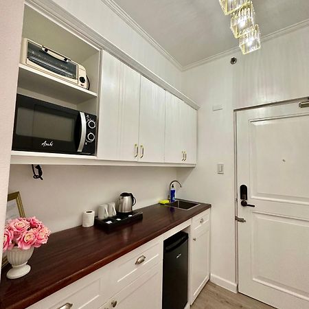 Studio Two Condominium, Alabang - Gold Fiber Wi-Fi -Netflix Ready Muntinlupa City Eksteriør bilde